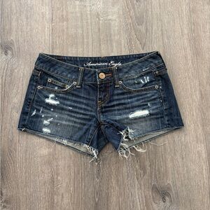 American Eagle Low Rise Shorts (0)
